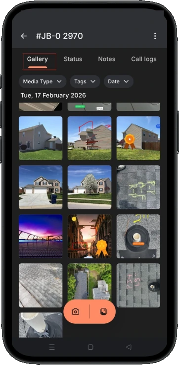 A job gallery grid dense with photos, several carrying red arrows, yellow marks and status stickers